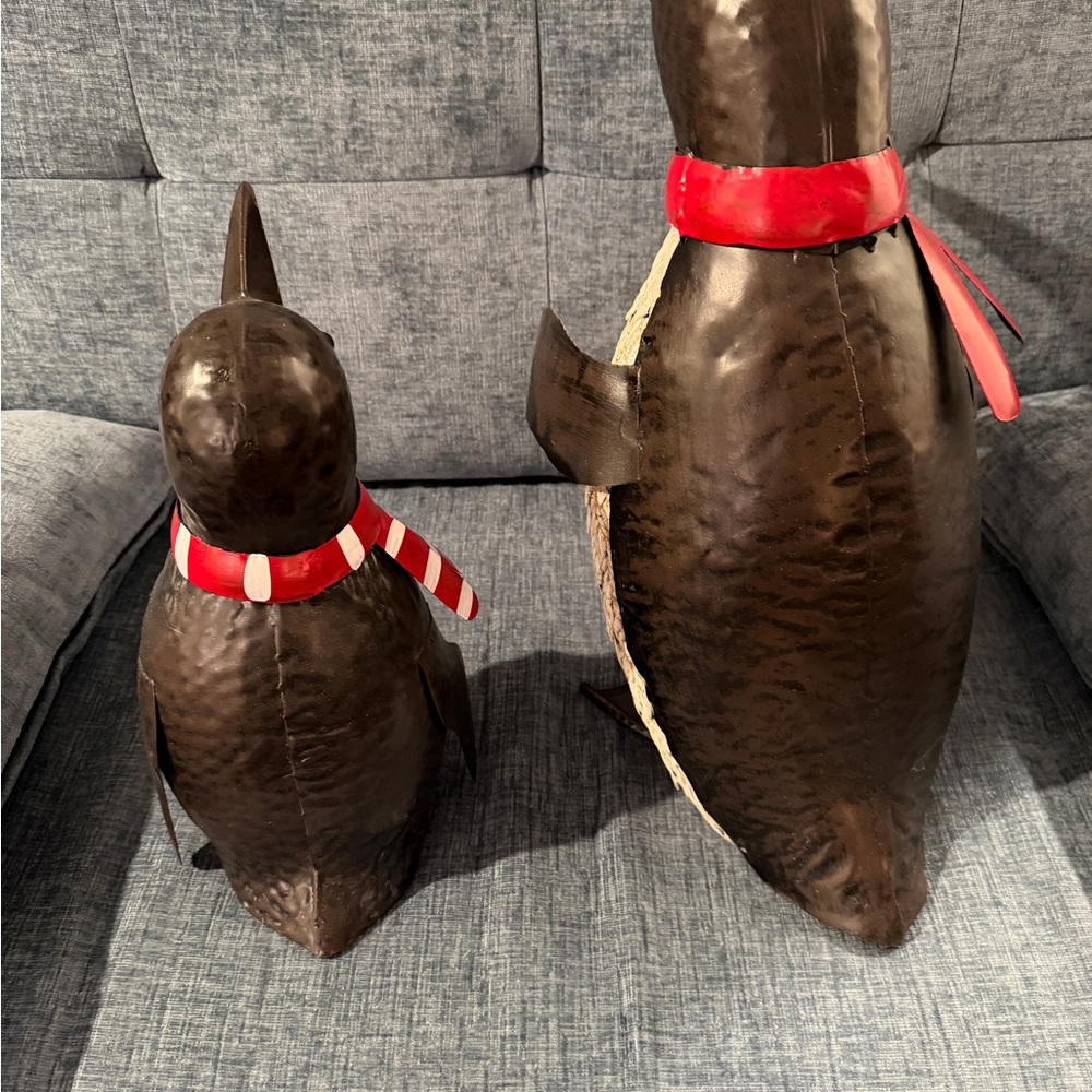 Plow and Hearth vintage penguin pair. - Picture 6 of 7